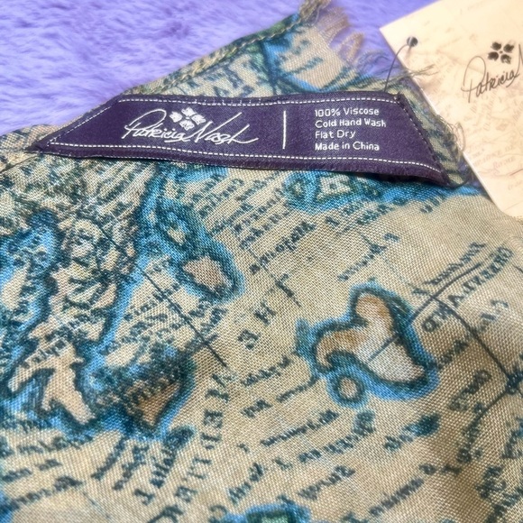 NWT Patricia Nash European Map Lightweight Scarf - Picture 5 of 6